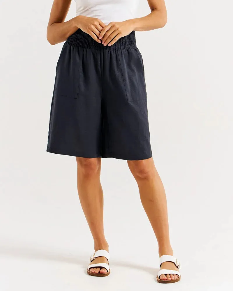 Betty Basics Lee Bermuda Short