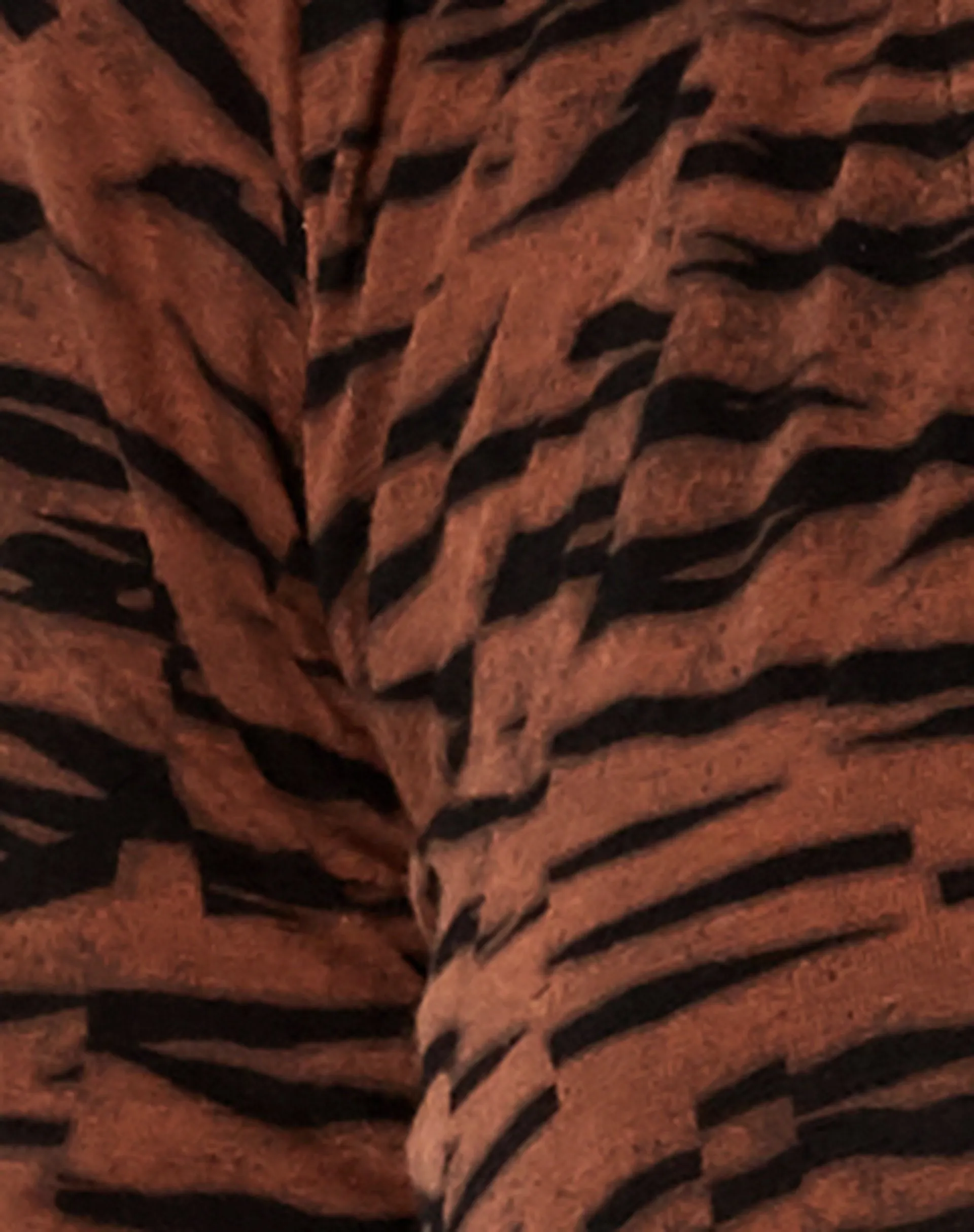 Lieneva Crop Top in Abstract Tiger Brown