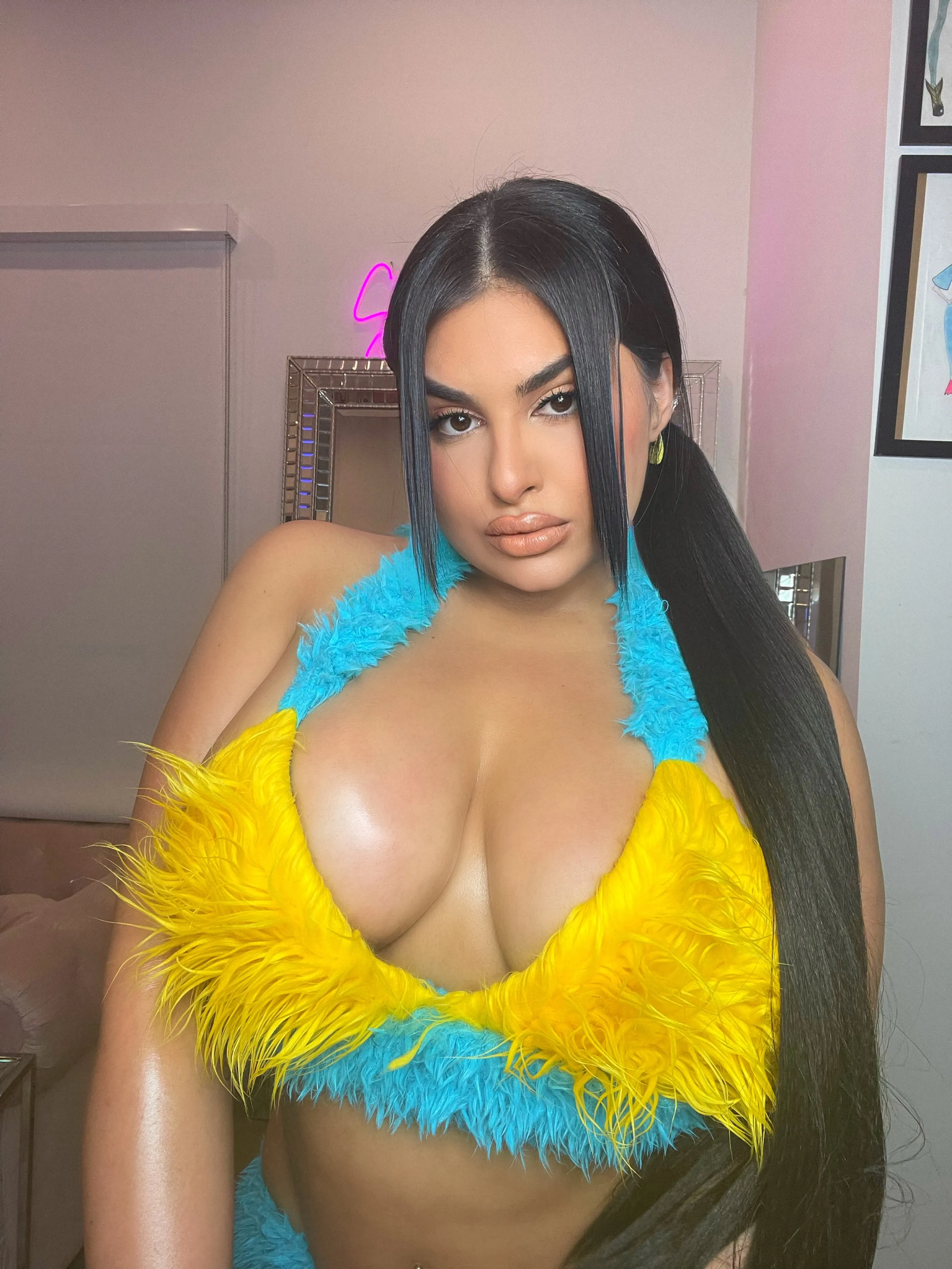 UZI x AS BRALETTE